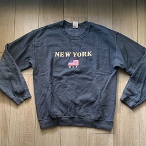 Gildan New York Crew Neck Sweater - Women’s Medium